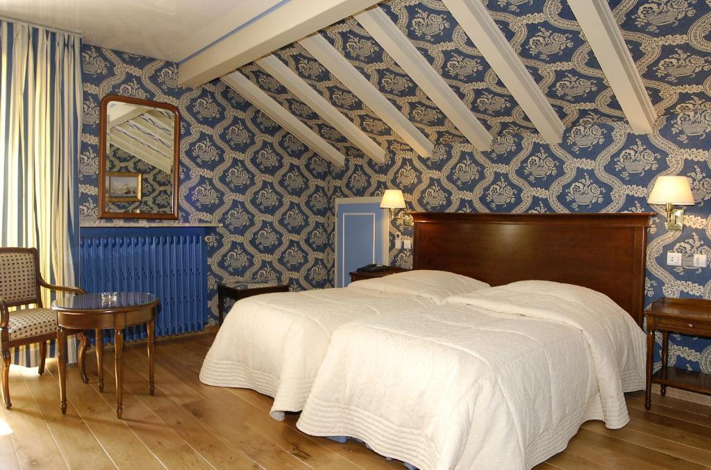 Le Clos Saint-Vincent Ribeauville  Phòng bức ảnh